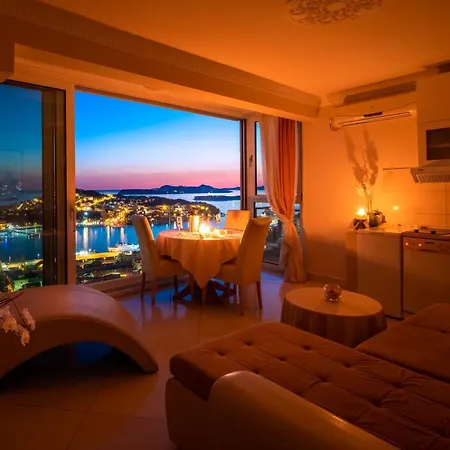 Dilberovic Apartamento *